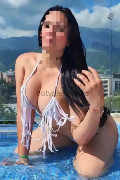 Jessica fiestera y morbosa