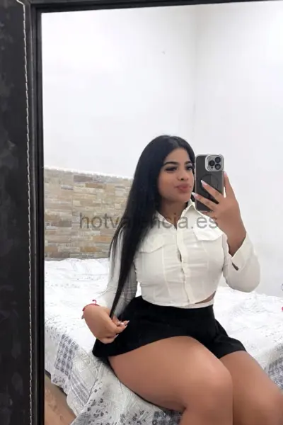 Lucia tu ama dominante y sensual